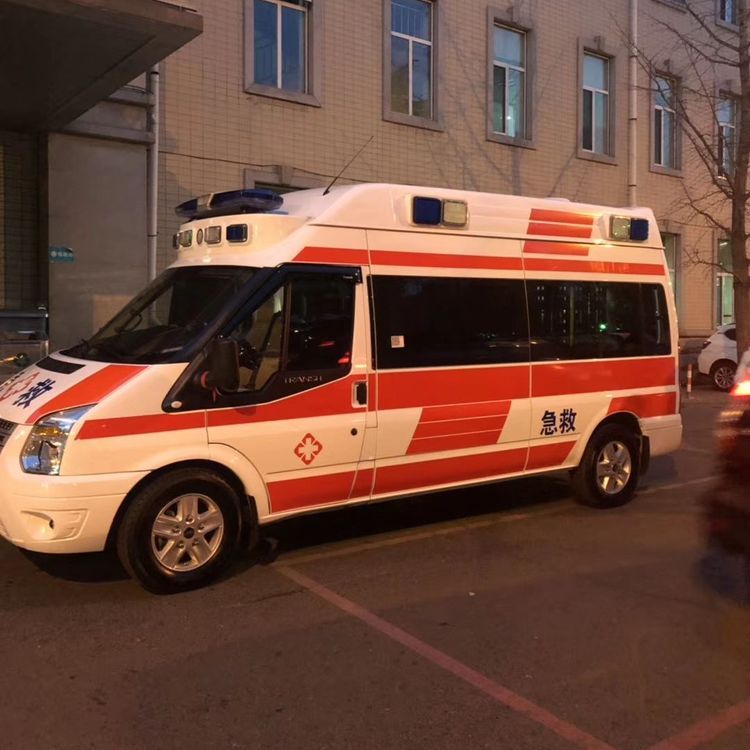 安定夜间租赁救护车护送病人转院：安全转运的 8 大核心注意事项